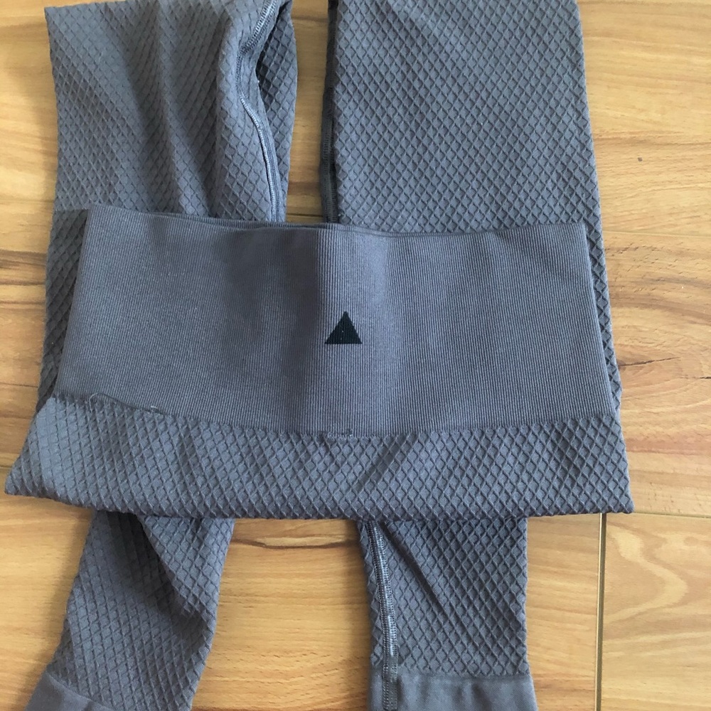 Balance Athletica Leggings